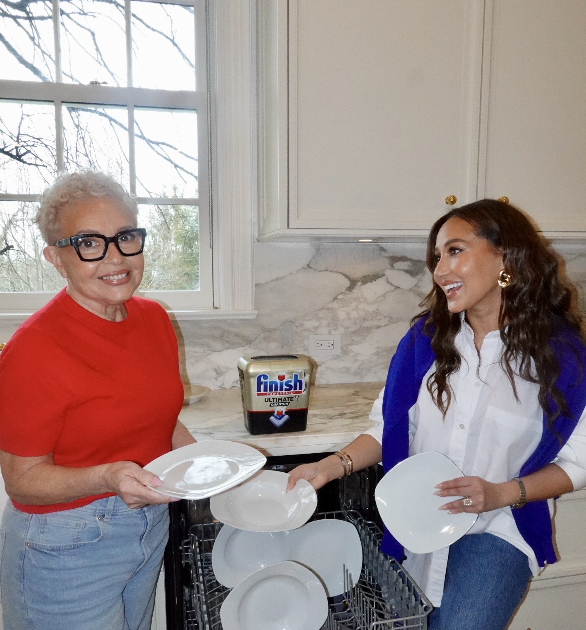Finish® Launches New Finish Ultimate Quantum with Immersive, Grandma-Led Cookbook Club