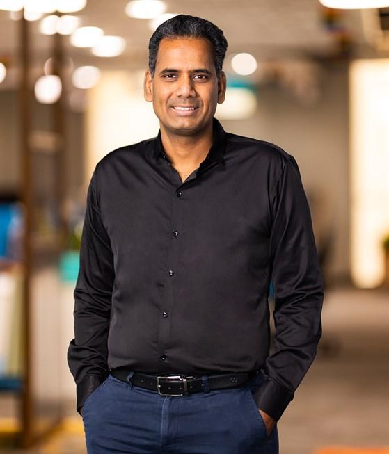 Chakri Avarapalli Reckitt Portraits 4 Web